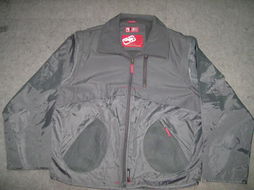 福州榮登貿易 專注歐碼運動套裝與童裝，零售批發一體化服務商